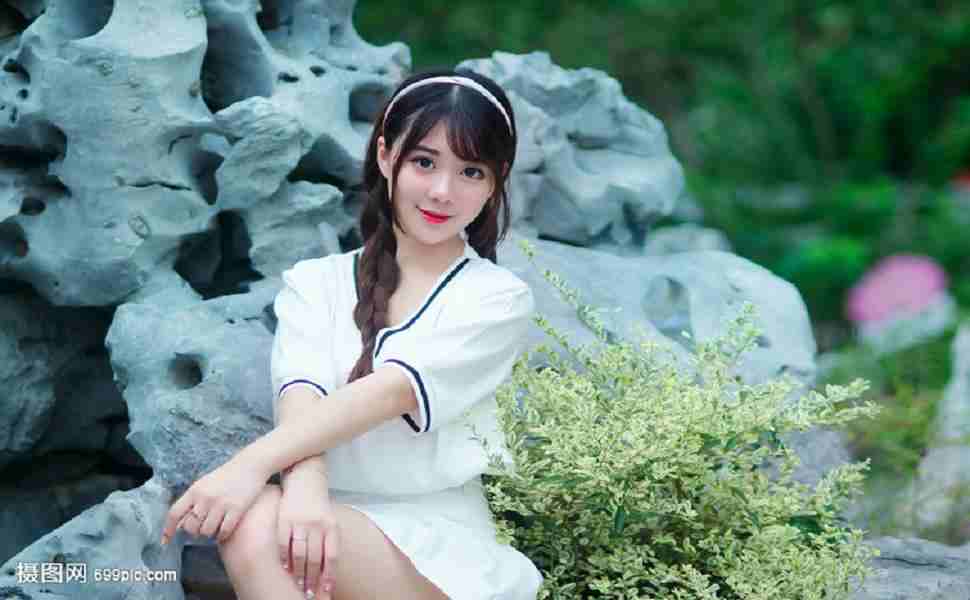 赵刚饰导演陈明